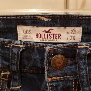 Hollister Distressed Jean's Size 24